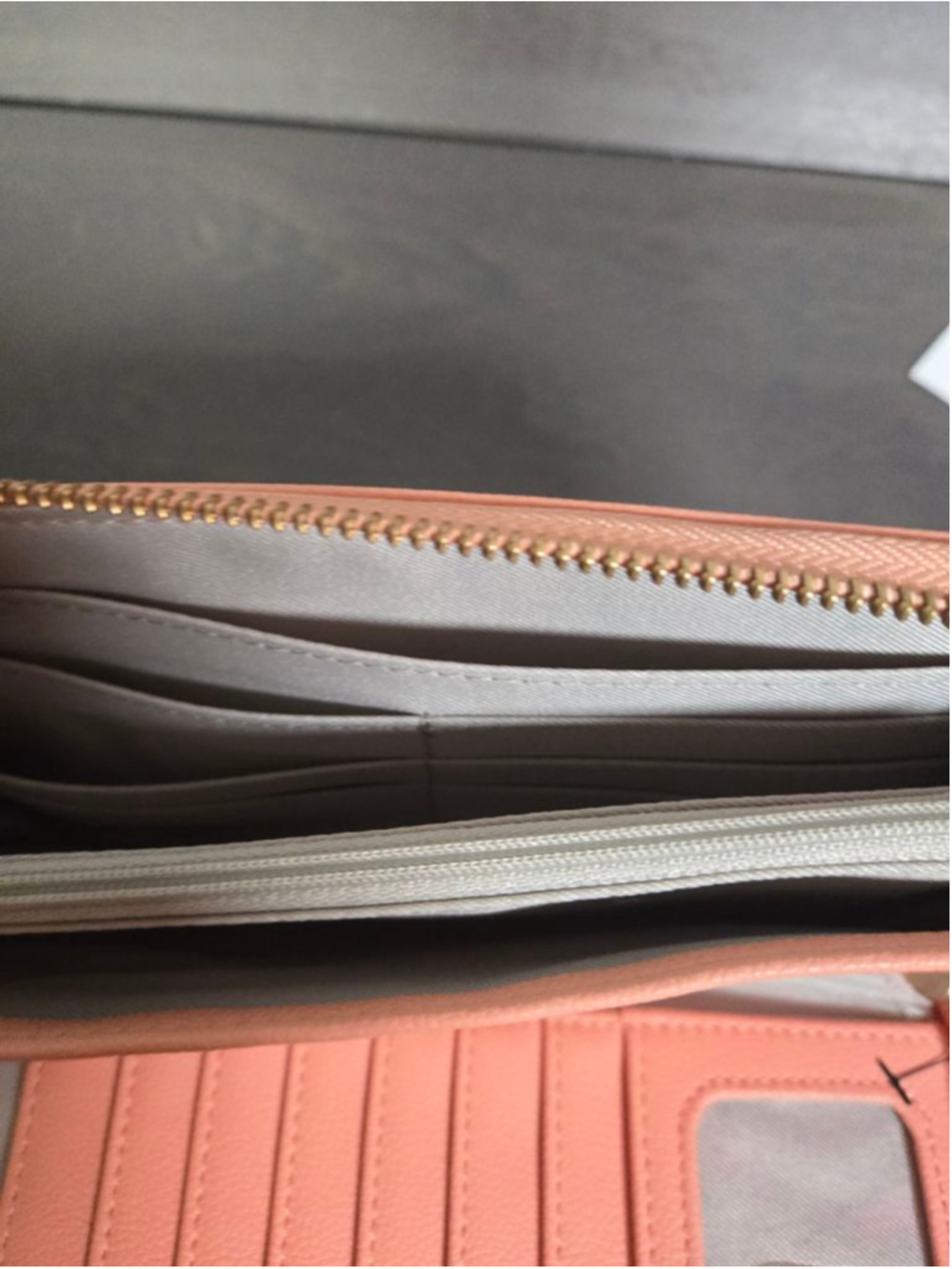 Women's Thirty-One Peach Zip-Around Wallet One Size - Picture 8 of 11